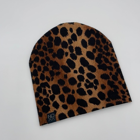 Noxx Cheetah Sweater Beanie Youth - Picture 1 of 2